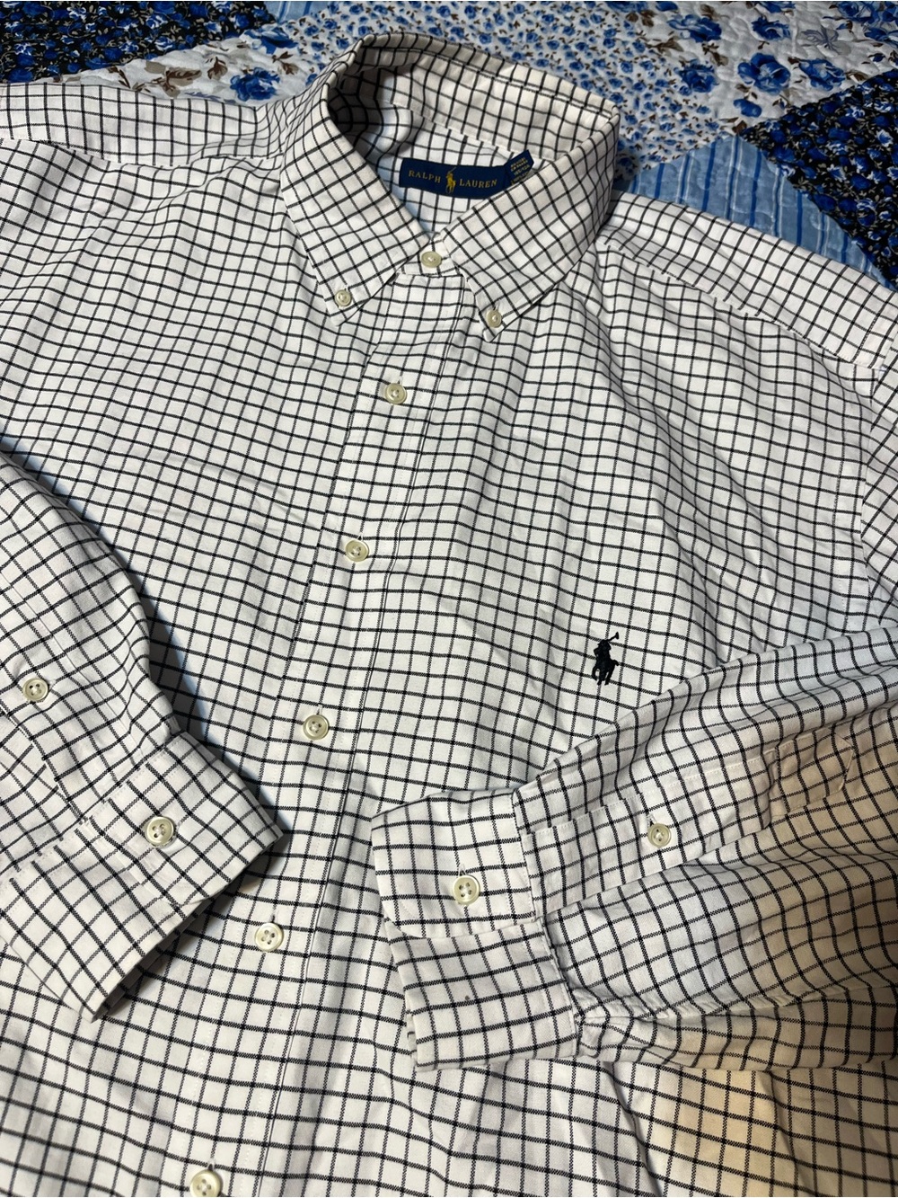 Ralph Lauren Men’s XLT White And Navy Checkered Long Sleeve Button Up Shirt